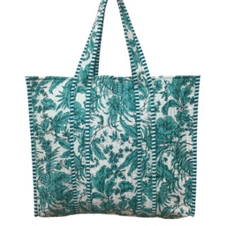 QUILTED TOTE BAGS & POUCHES