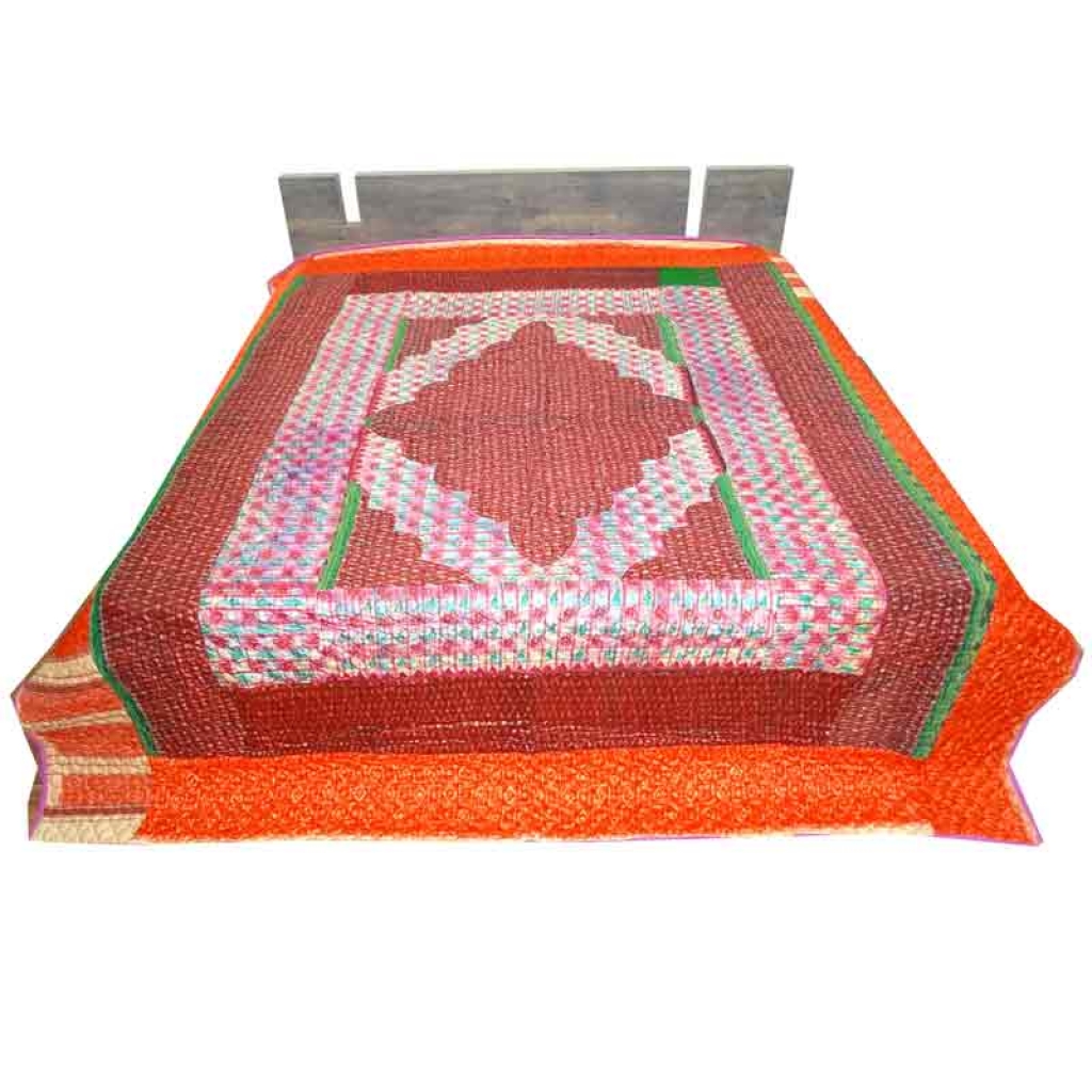 COTTON ALL OVER PRINTED BED QUILTS FOR DECOR HOME