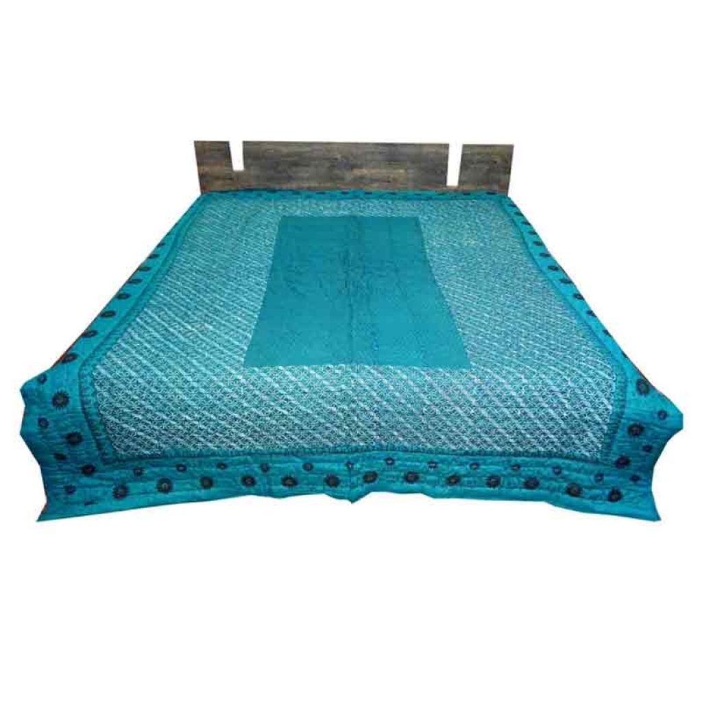 COTTON ALL OVER PRINTED BED QUILTS FOR DECOR HOME