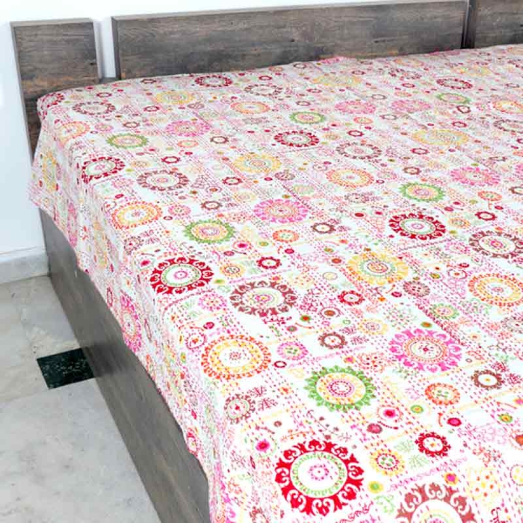 COTTON DISCHARGE PRINT KANTHA BED COVER FOR ALL-SEASON