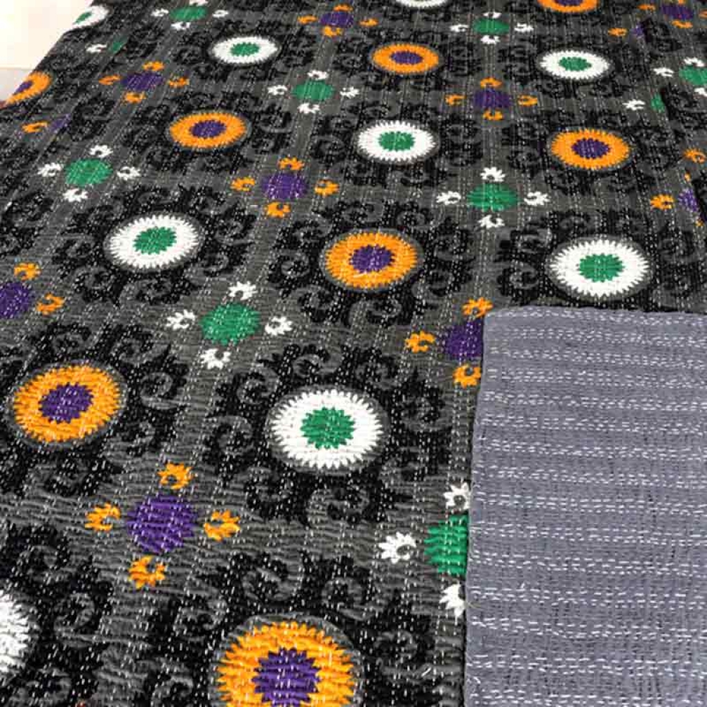 COTTON DISCHARGE PRINT KANTHA BED COVER FOR ALL-SEASON