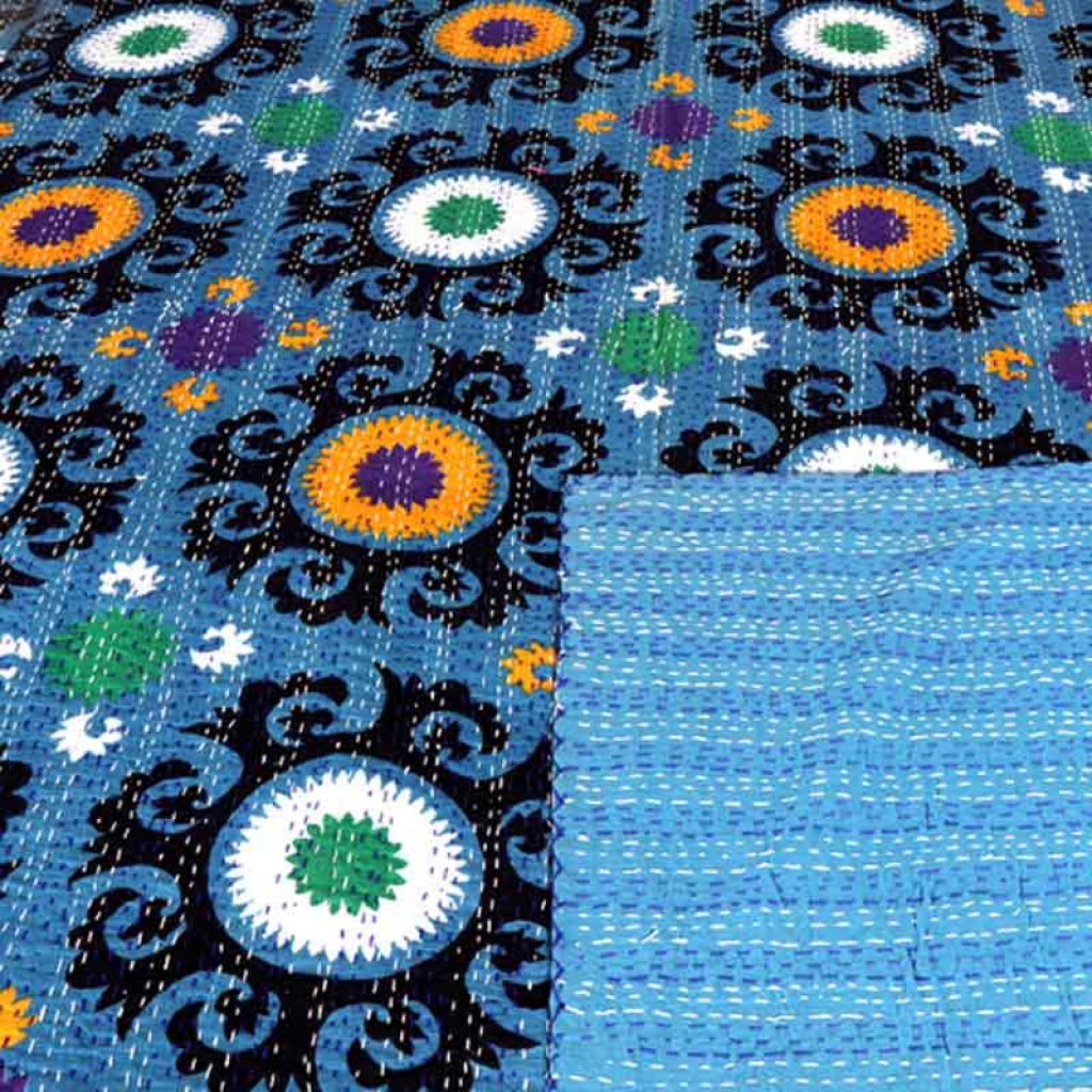 COTTON DISCHARGE PRINT KANTHA BED COVER FOR ALL-SEASON