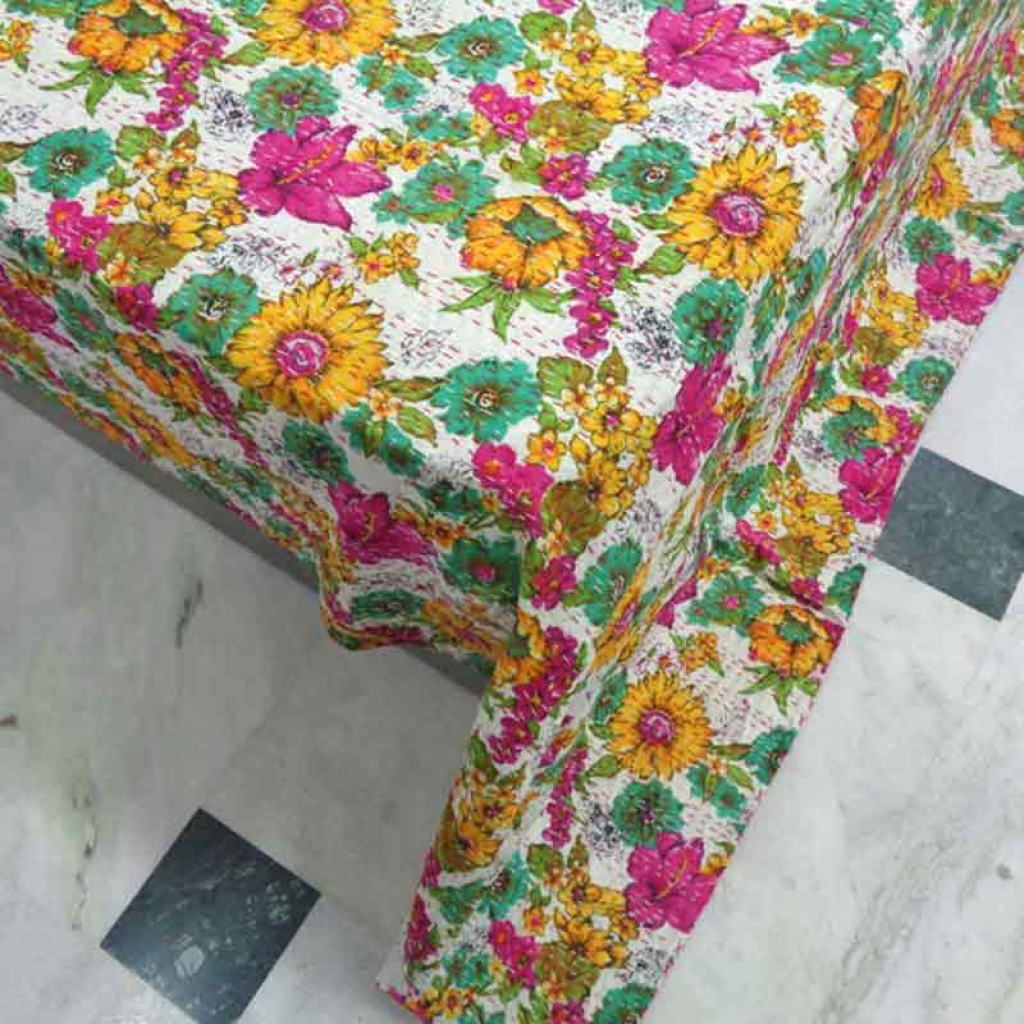 COTTON SCREEN PRINT ALL OVER FLORAL DESIGN KANTHA BED COVER FOR ALL-SEASON