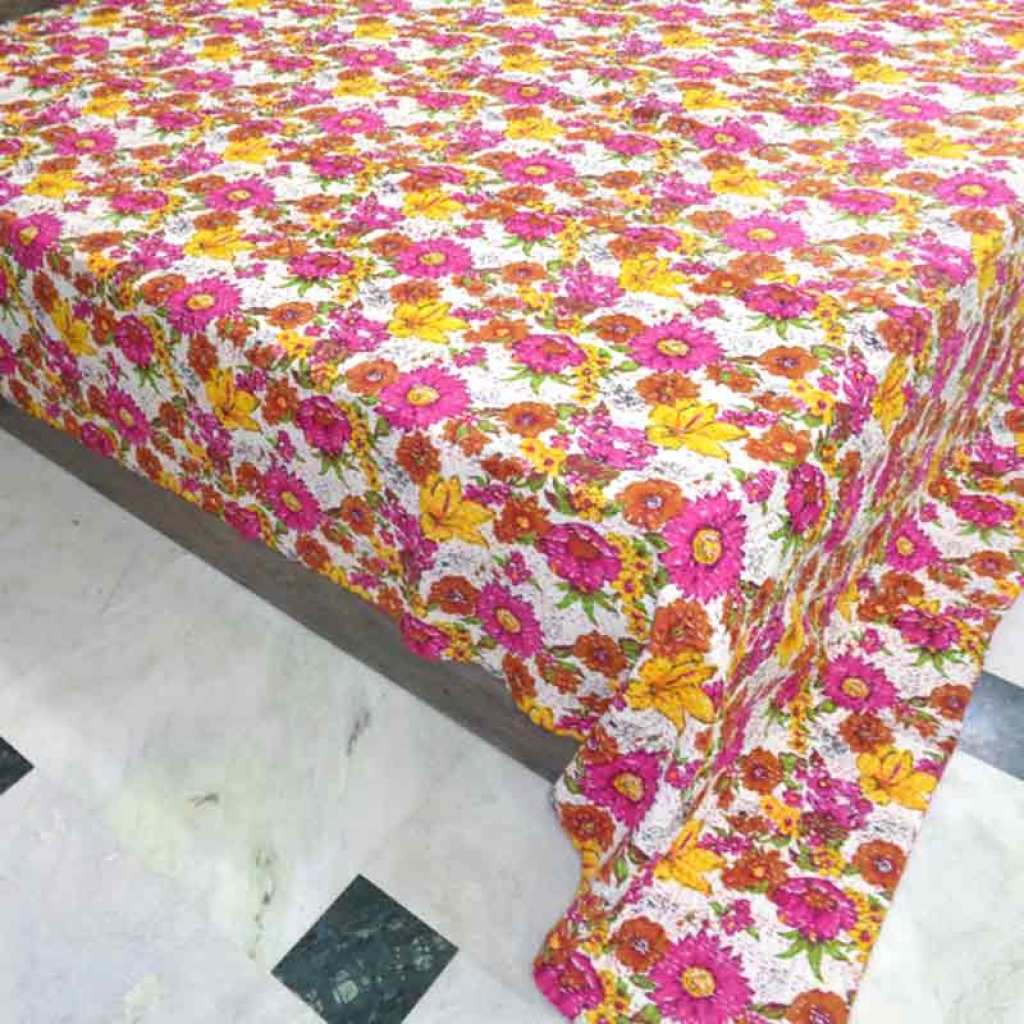 COTTON SCREEN PRINT ALL OVER FLORAL DESIGN KANTHA BED COVER FOR ALL-SEASON