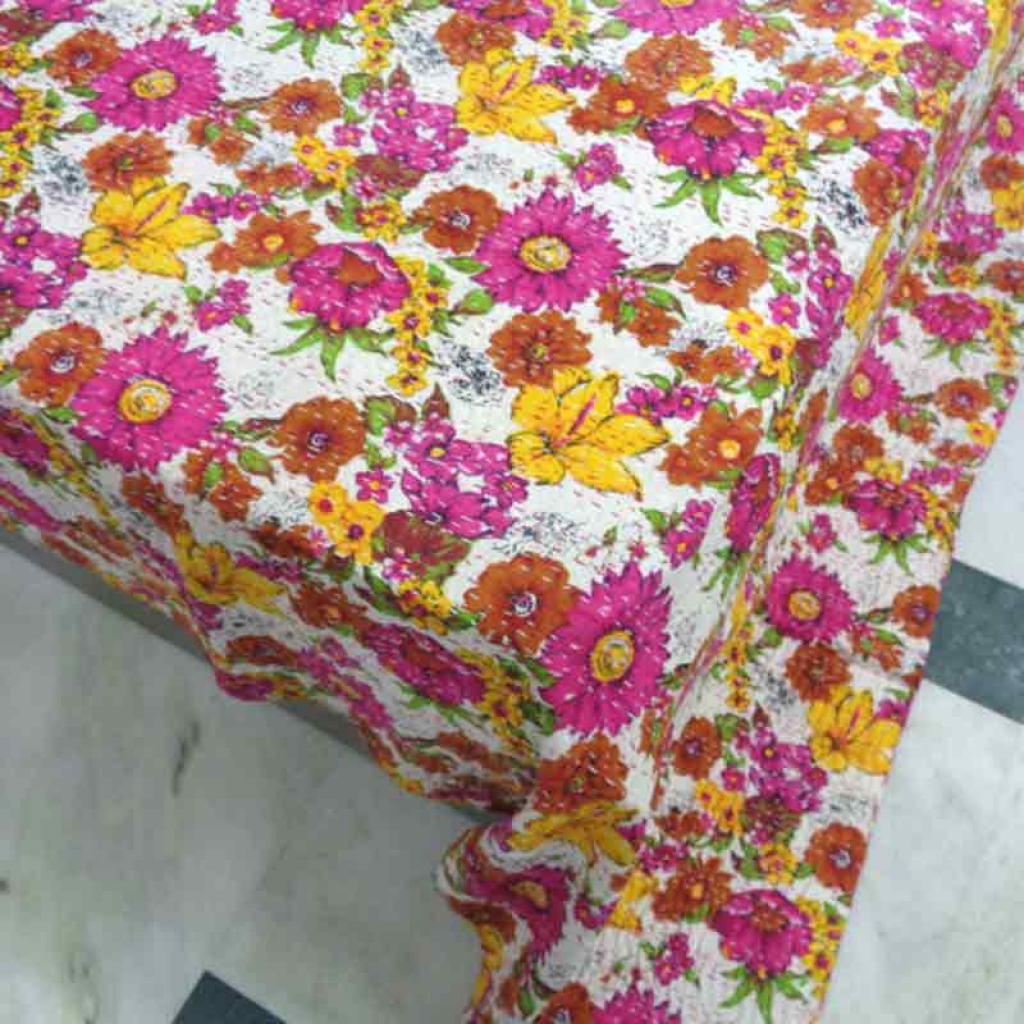 COTTON SCREEN PRINT ALL OVER FLORAL DESIGN KANTHA BED COVER FOR ALL-SEASON