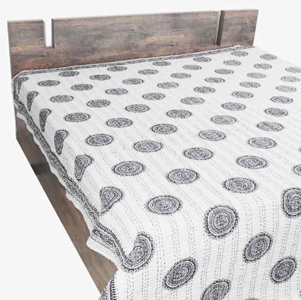 COTTON HAND BLOCK FULL PENAL KANTHA BED COVER FOR ALL-SEASON