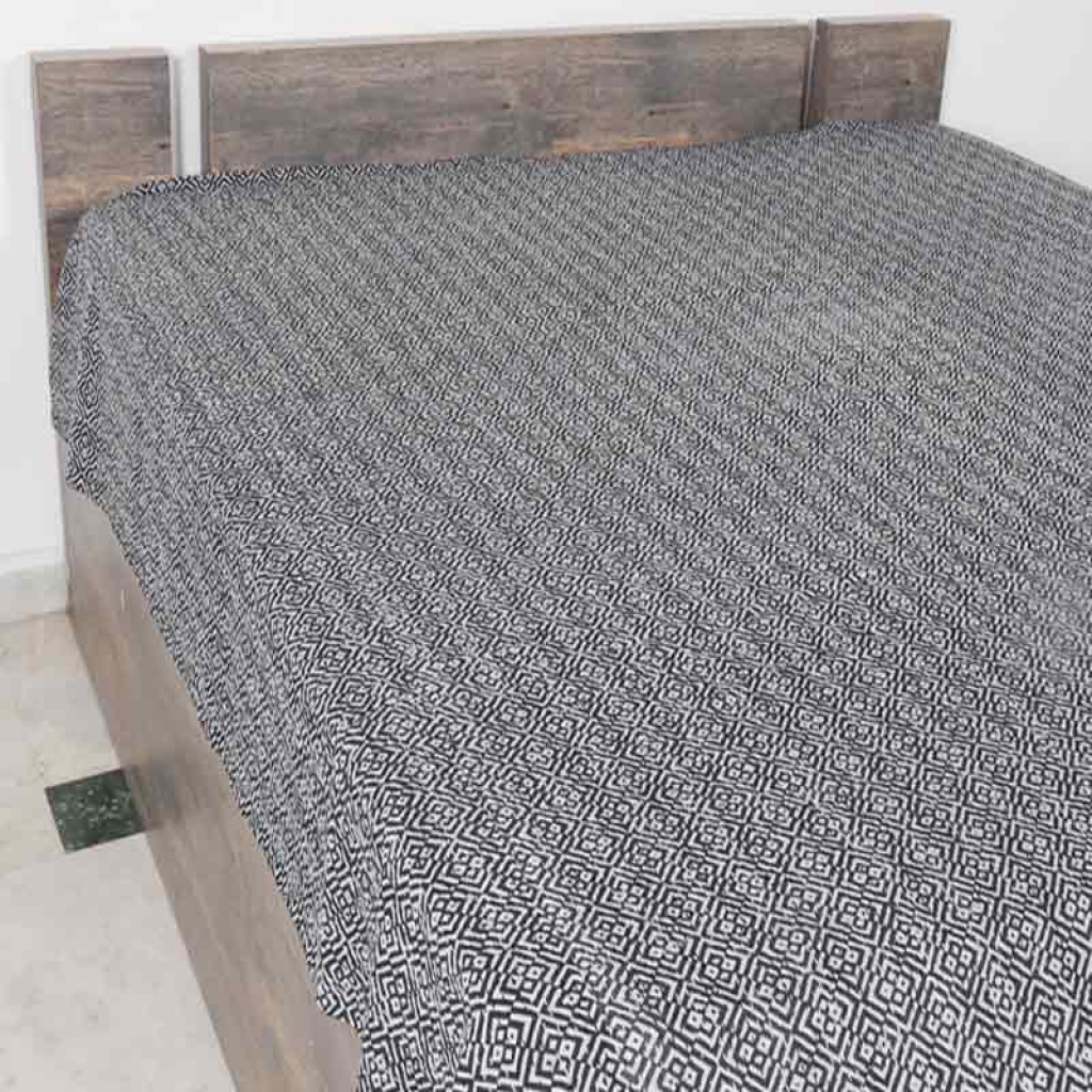 COTTON HAND BLOCK ALL OVER PRINT KANTHA BED COVER FOR ALL-SEASON