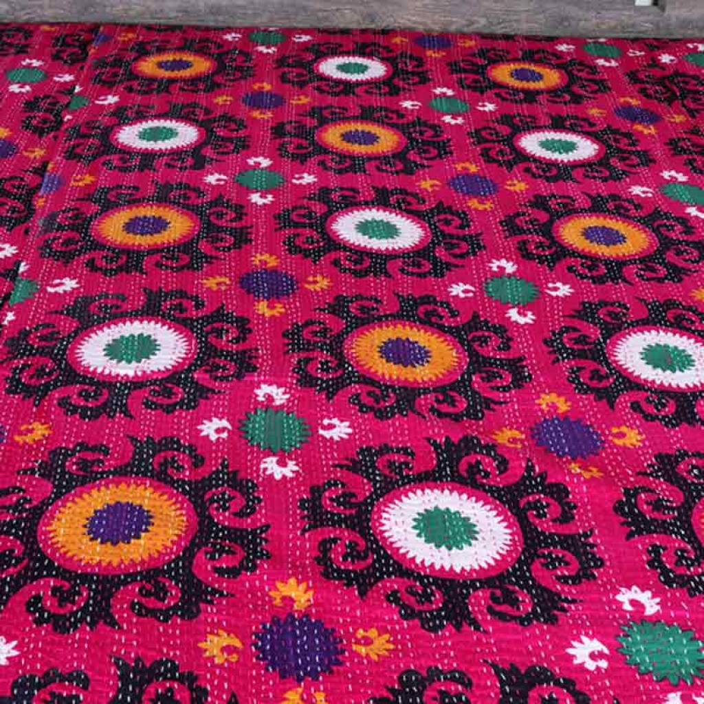 COTTON DISCHARGE PRINT KANTHA BED COVER FOR ALL-SEASON