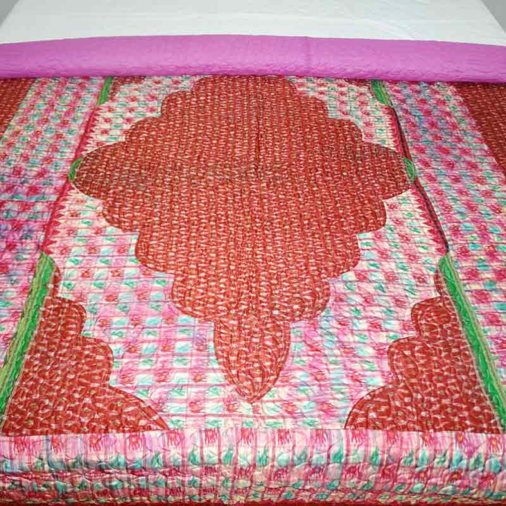 COTTON ALL OVER PRINTED BED QUILTS FOR DECOR HOME