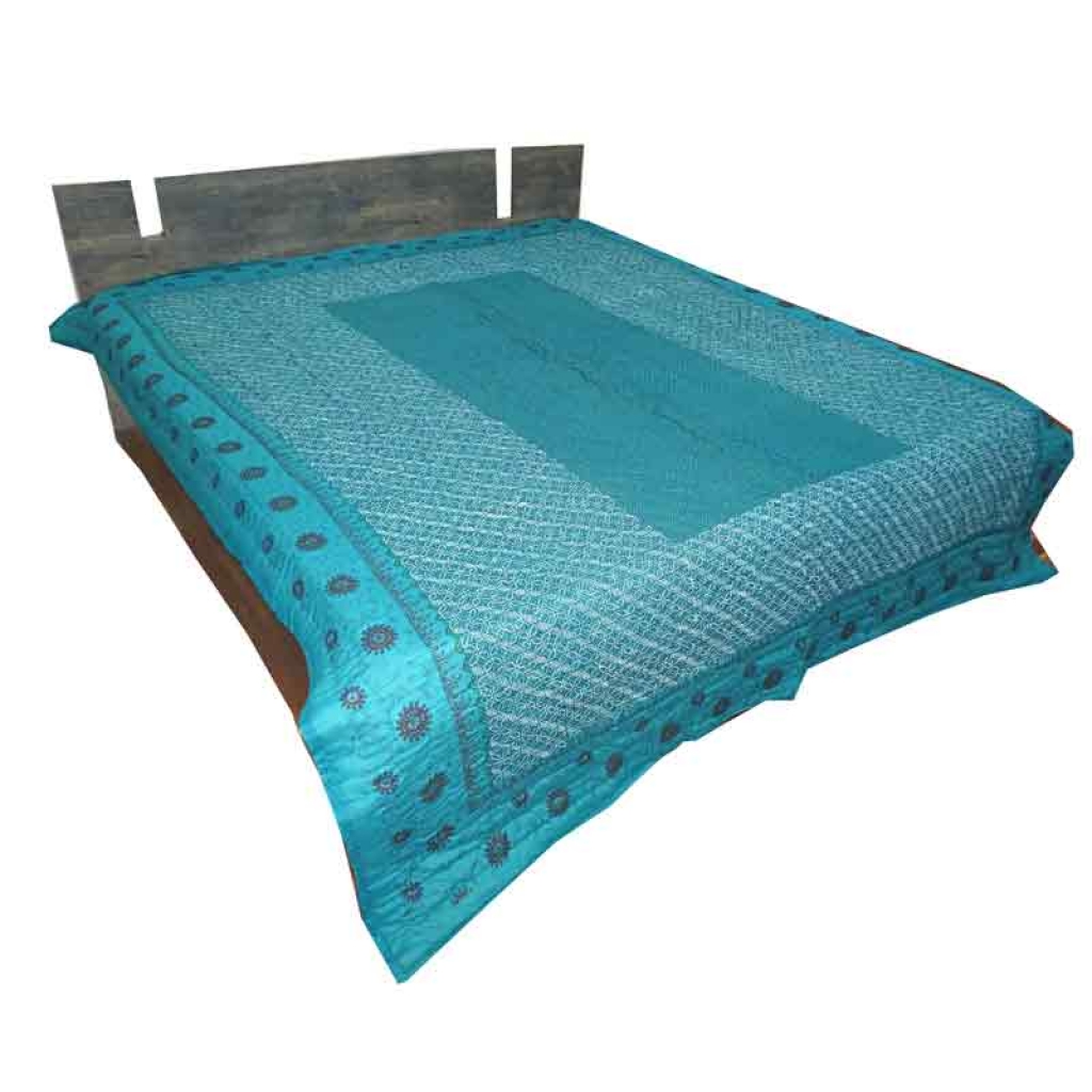 COTTON ALL OVER PRINTED BED QUILTS FOR DECOR HOME