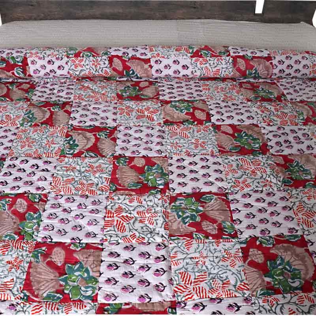 COTTON PATCH WORK ALL OVER PRINTED BED QUILTS FOR DECOR HOME