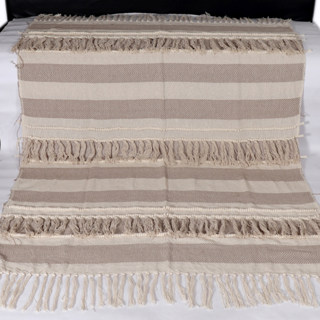 COTTON EMBROIDERY FANCY THROW