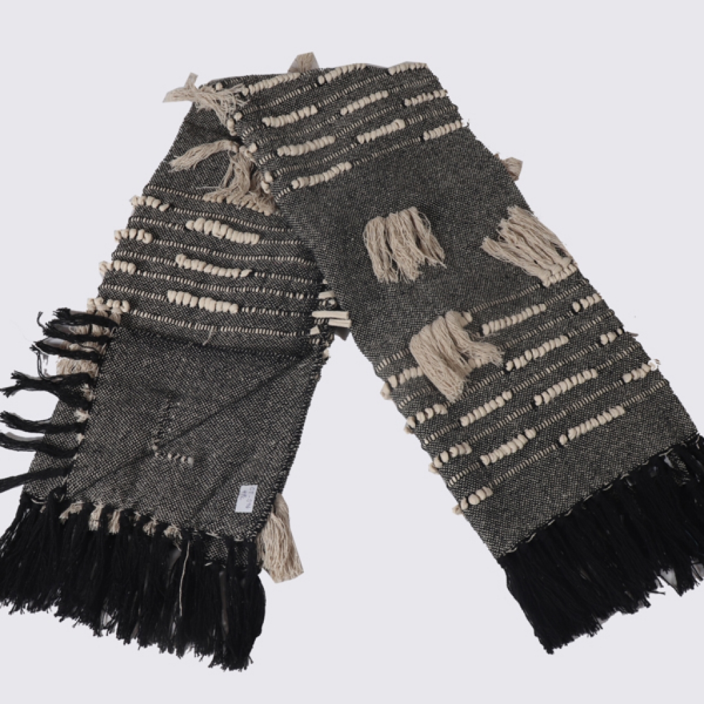 COTTON EMBROIDERY FANCY THROW