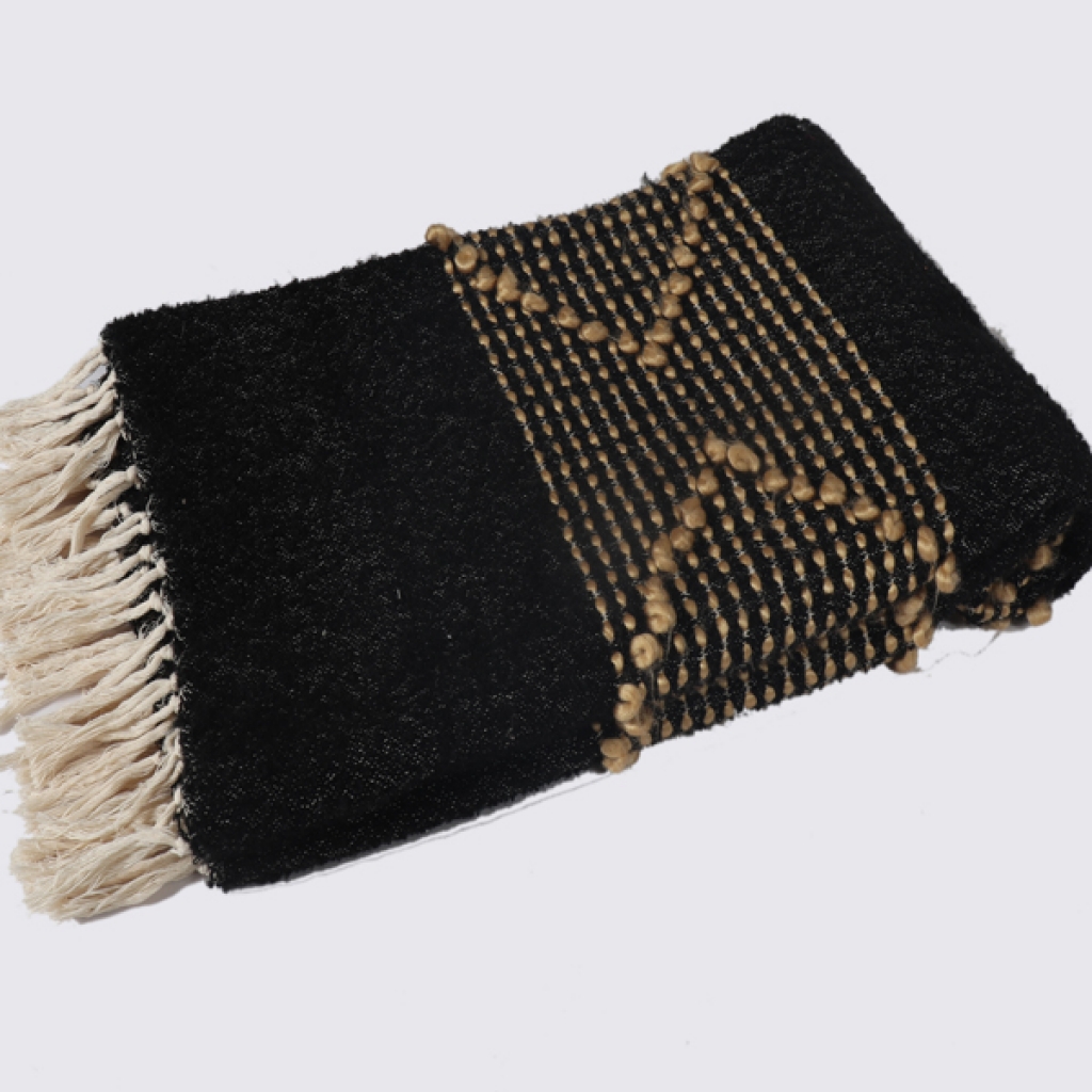 FANCY WOOLEN THROW FOR DECOR HOME