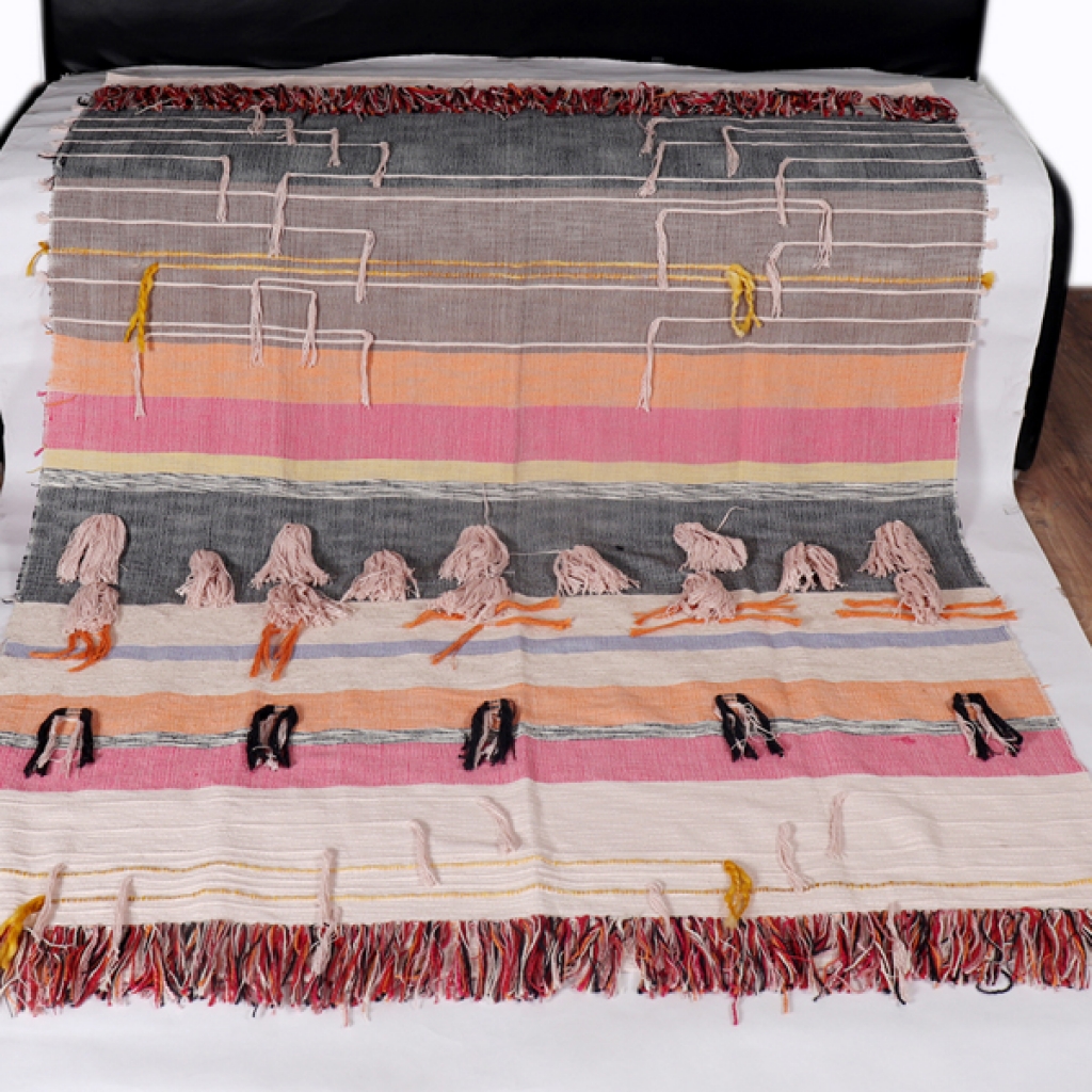 COTTON EMBROIDERY FANCY THROW