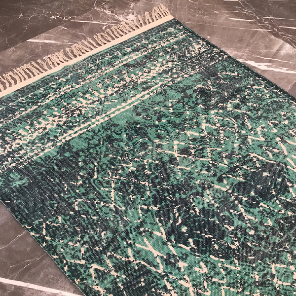 SCREEN PRINTED RUG