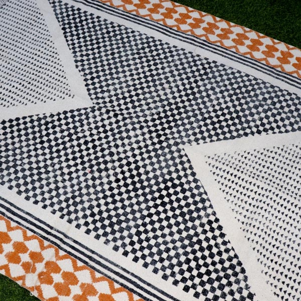 HANDMADE COTTON HAND BLOCK ALL OVER PRINT DARI