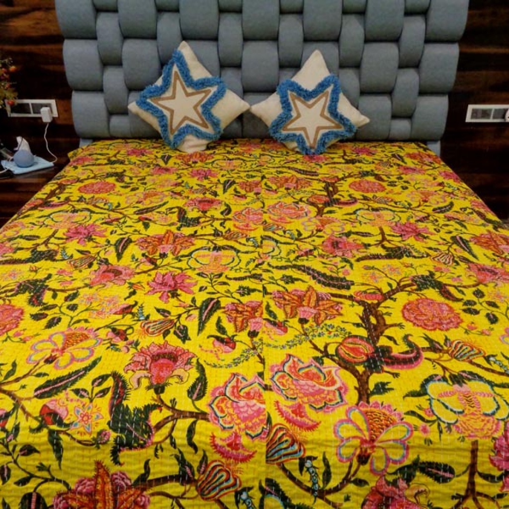 COTTON KANTHA BEDCOVER FLOWER PRINTED