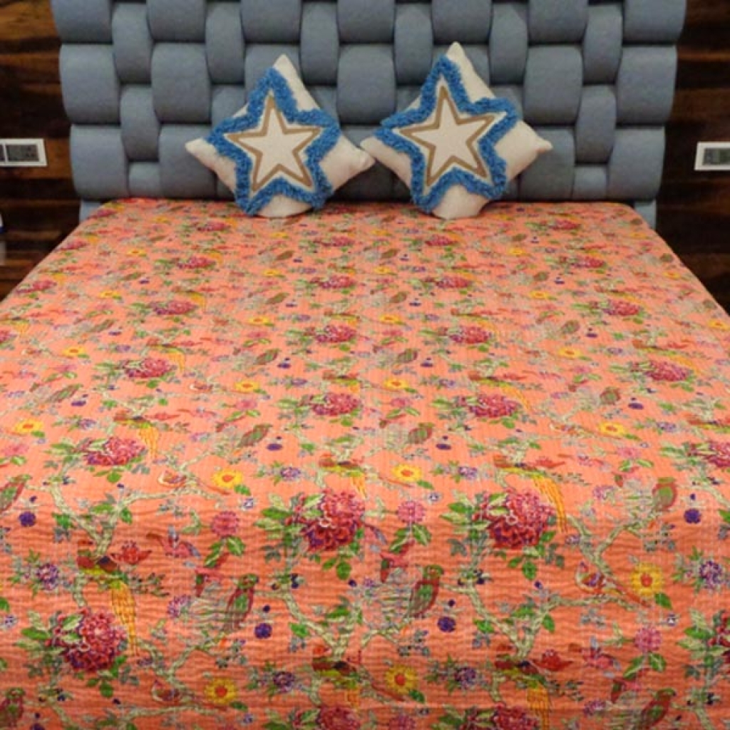 UNIQUE BIRDS PRINTED COTTON KANTHA BED COVER