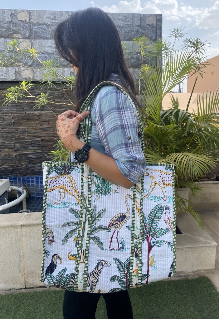 COTTON QUILTED TOTE BAGS