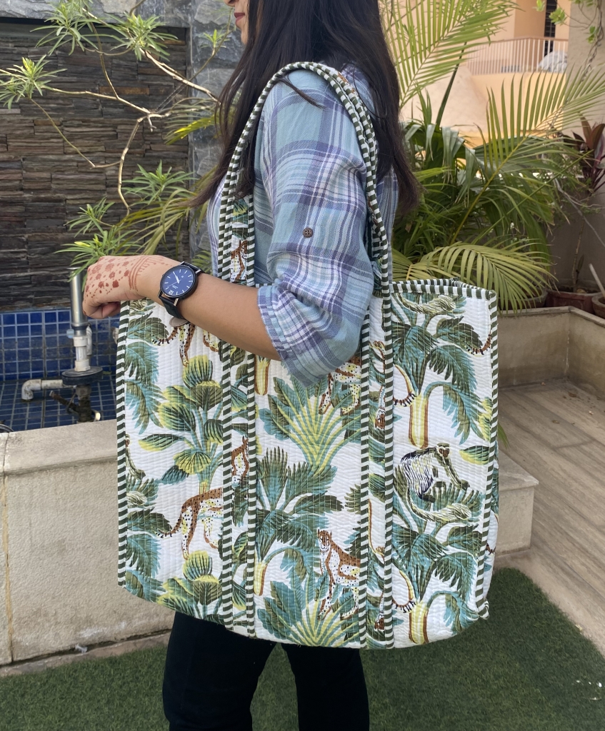 COTTON QUILTED TOTE BAGS