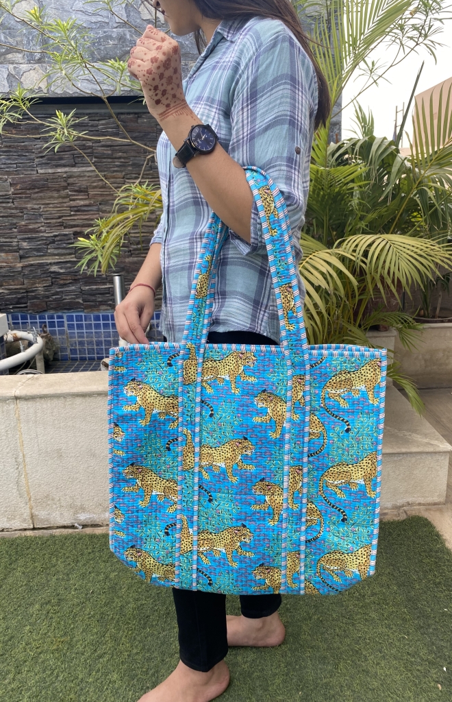 COTTON QUILTED TOTE BAGS